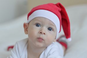cute baby kerstmis borstvoeding alcohol say what alcohol proost 